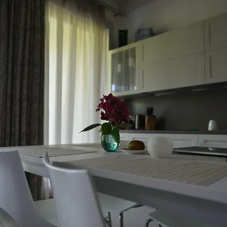 Sirmione Park View Luxury Apartments Buitenkant foto