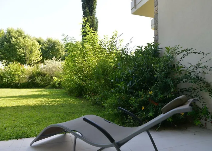 Sirmione Park View Luxury Apartments